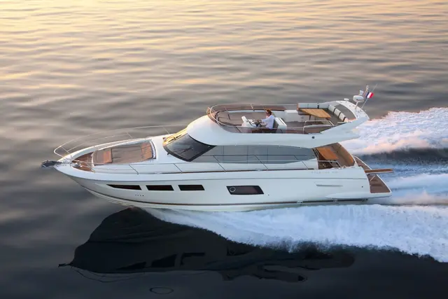 Prestige 550 FLY — Mallorca Yachts Hire, Mallorca