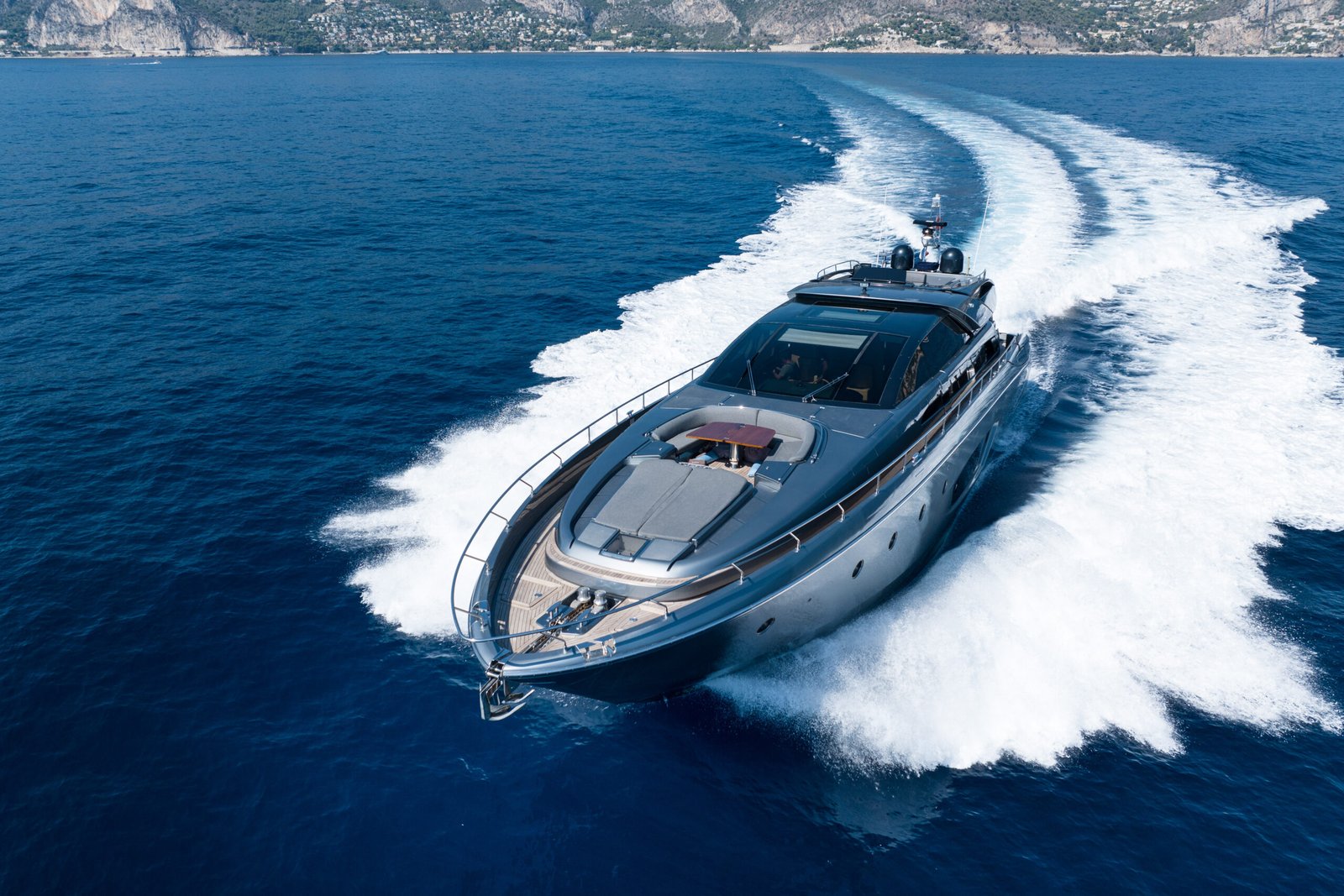 Riva 86 Domino