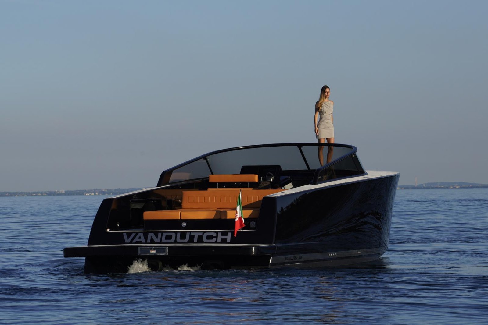 Vandutch 40