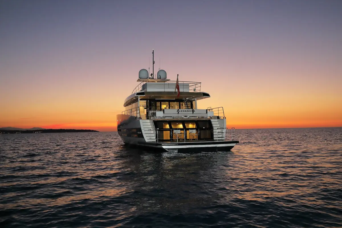 WallyAce 26, flybridge — Mallorca Yachts Hire, Mallorca
